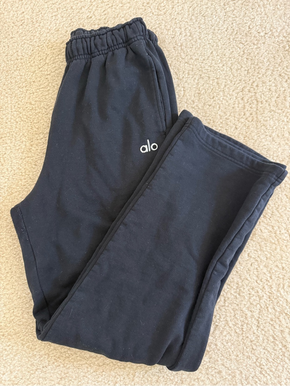 ALO Yoga Small Black Straight Leg Sweatpants